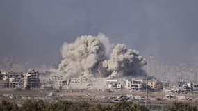 Un bombardement dans la bande de Gaza, le 11 décembre 2023 