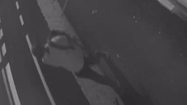 Un suspect en train de déposer un tête de cochon devant la mosquée de Malakoff, dans la nuit du lundi 8 au mardi 9 septembre