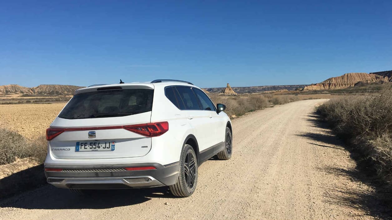 Quatre motorisations sont disponibles sur le Tarraco: deux moteurs diesel 150 et 190 chevaux, et deux essence de puissance équivalentes. Quatre motorisations sont disponibles sur le Tarraco: deux moteurs diesel 150 et 190 chevaux, et deux essence de puissance équivalentes.