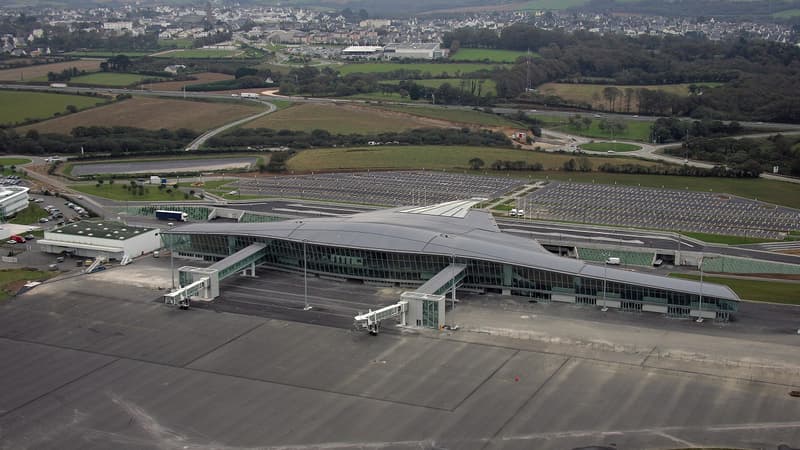 Tempête Géraldine: la tour de contrôle de l'aéroport de Brest foudroyée, tous les vols annulés