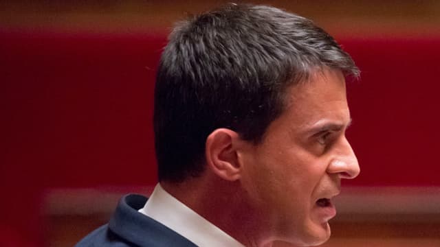 Le Premier ministre Manuel Valls s'exprime à l'Assemblée nationale, jeudi 12 mai 2016