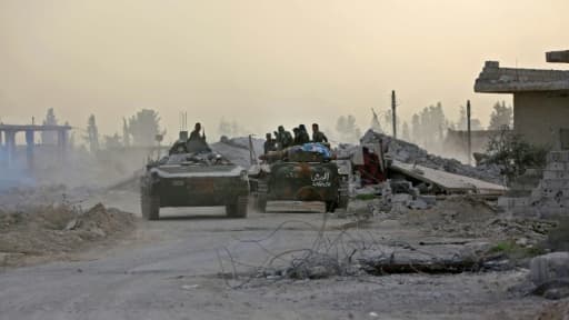 Des chars des forces armées syriennes lors de leur avancée dans la Ghouta orientale, le 4 mars 2018 Des chars des forces armées syriennes lors de leur avancée dans la Ghouta orientale, le 4 mars 2018