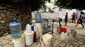 L'épidémie de choléra qui a tué près de 600 personnes et en a contaminé plus de 9.000 autres à Haïti a atteint désormais la capitale, Port-au-Prince, où vivent dans des camps de fortune plus de 1,3 million de rescapés du séisme du 12 janvier. /Photo prise