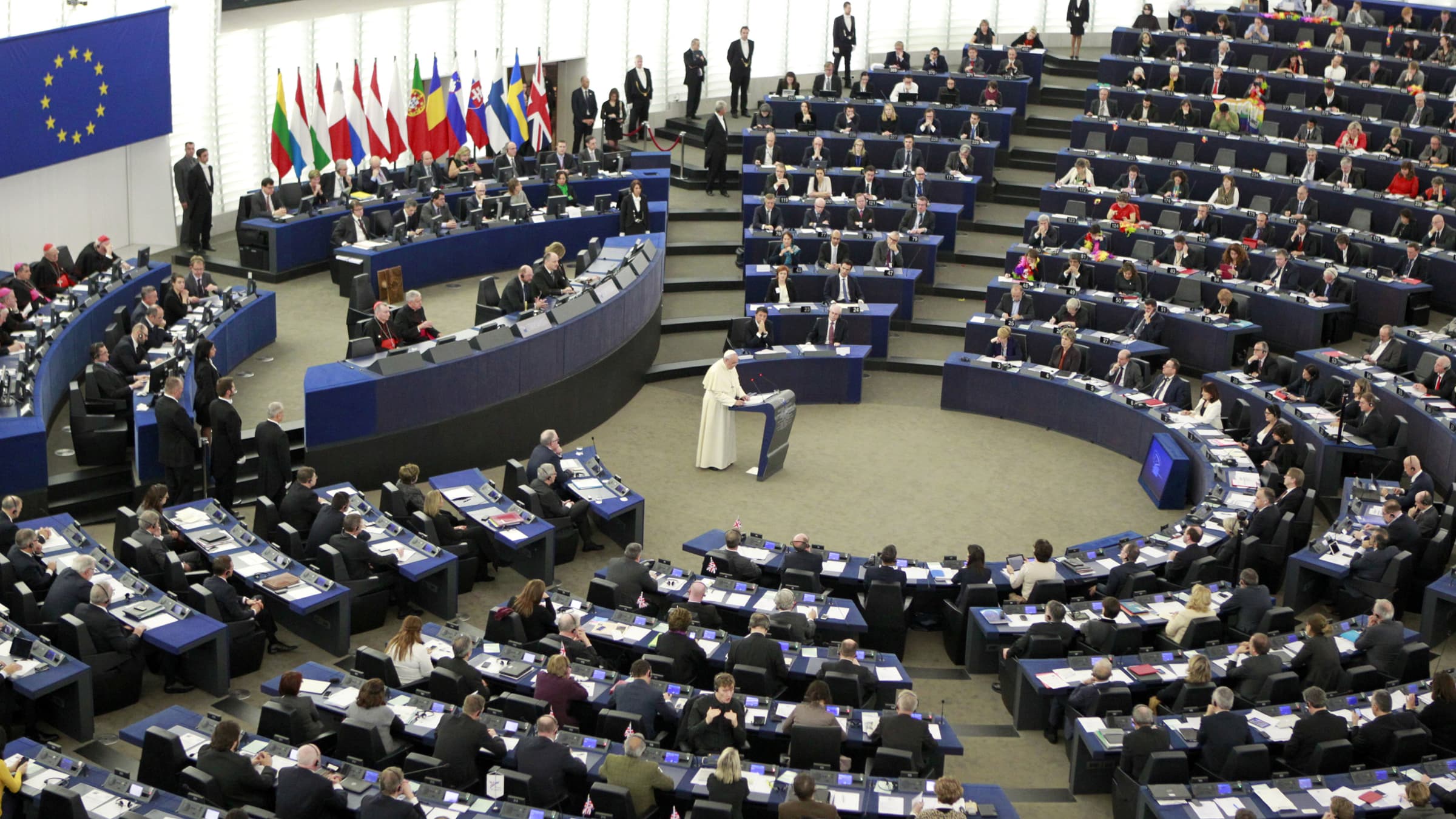 Le pape François devant le Parlement européen, à Strasbourg, le 25 novembre 2014. Le pape François devant le Parlement européen, à Strasbourg, le 25 novembre 2014.