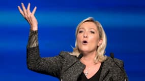 Marine Le Pen sur le plateau de BFMTV