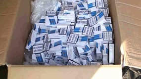 Des malfaiteurs ont volé mercredi pour un million d'euros de cigarettes en s'emparant d'un poids lourd près de Roissy. (Photo d'illustration)