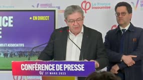 Sainte-Soline: Jean-Luc Mélenchon accuse Gérald Darmanin "d'avoir organisé le désordre"