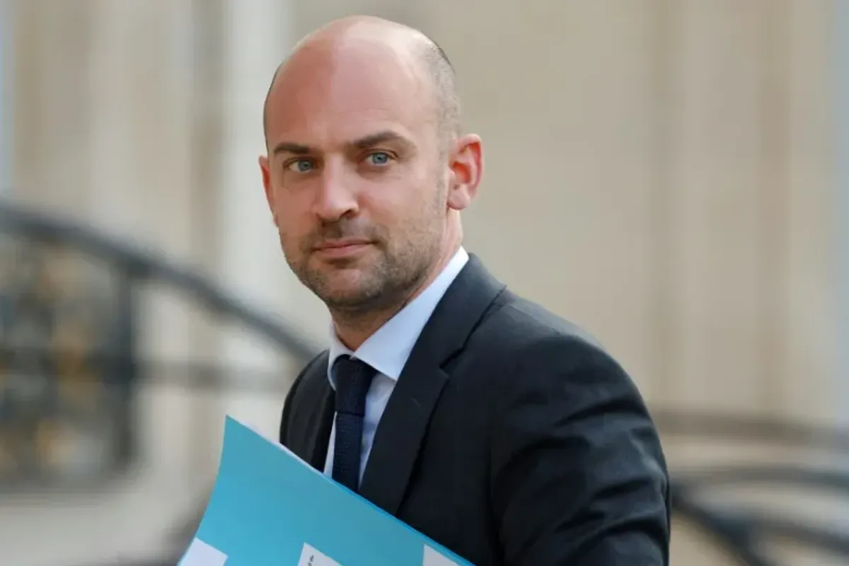 "Une initiative irresponsable": Jean-Noël Barrot critique le départ vers Gaza de deux élues LFI pour y "apporter de la solidarité"