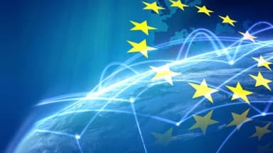 Avec le règlement eIDAS, l’Union européenne souhaite créer un environnement de confiance autour des transactions électroniques.