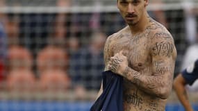 PSG-Caen : Zlatan Ibrahimovic et son nouveau tatouage "Abdullah" sur son épaule gauche