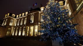 François Hollande présente ses voeux à 20 heures depuis l'Elysée.