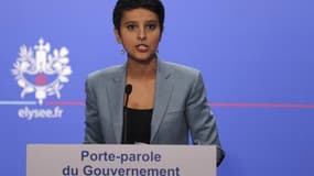 La porte-parole du gouvernement, Najat Vallaud-Belkacem. A la veille d'un mouvement de grève à l'appel des syndicats de la fonction publique, le gouvernement français a annoncé mercredi souhaiter "assainir" la prime au mérite pour les fonctionnaires insta