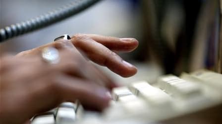 Le gouvernement français prévoit de diviser par dix le nombre des sites internet de ses administrations centrales en deux ans afin de "simplifier le paysage numérique de l'Etat", a déclaré mercredi le ministre du Budget et de la Fonction publique, Françoi