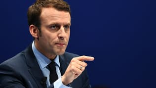 Emmanuel Macron lors d'un meeting à Toulon.