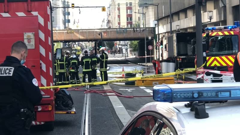 De l'acide sulfurique s'est répandu sur la chaussée cours Lafayette.