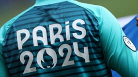Un bénévole photographié lors des Jeux olympiques de Paris 2024