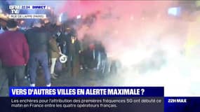 Les patrons de bars du collectif "Restons ouverts" manifestent à Paris