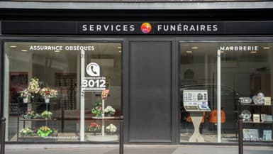 La façade d'une agence funéraire "Pompes funèbres générale", marque exploitée par le groupe OGF
