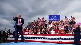 Le président américain  Donald Trump participe à un meeting de campagne à Winston-Salem, en Caroline du Nord, le 8 septembre 2020
