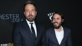 Ben Affleck et son frère Casey Affleck aux Golden Globes, le 9 janvier 2017