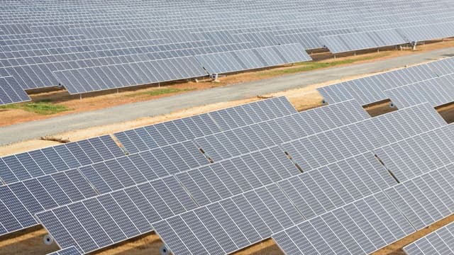 Apple Energy aura comme premier objectif de revendre le surplus d’électricité produit par ses fermes solaires de Californie et du Nevada.