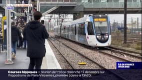 Essonne: le tram-train T12 est arrivé sur les rails