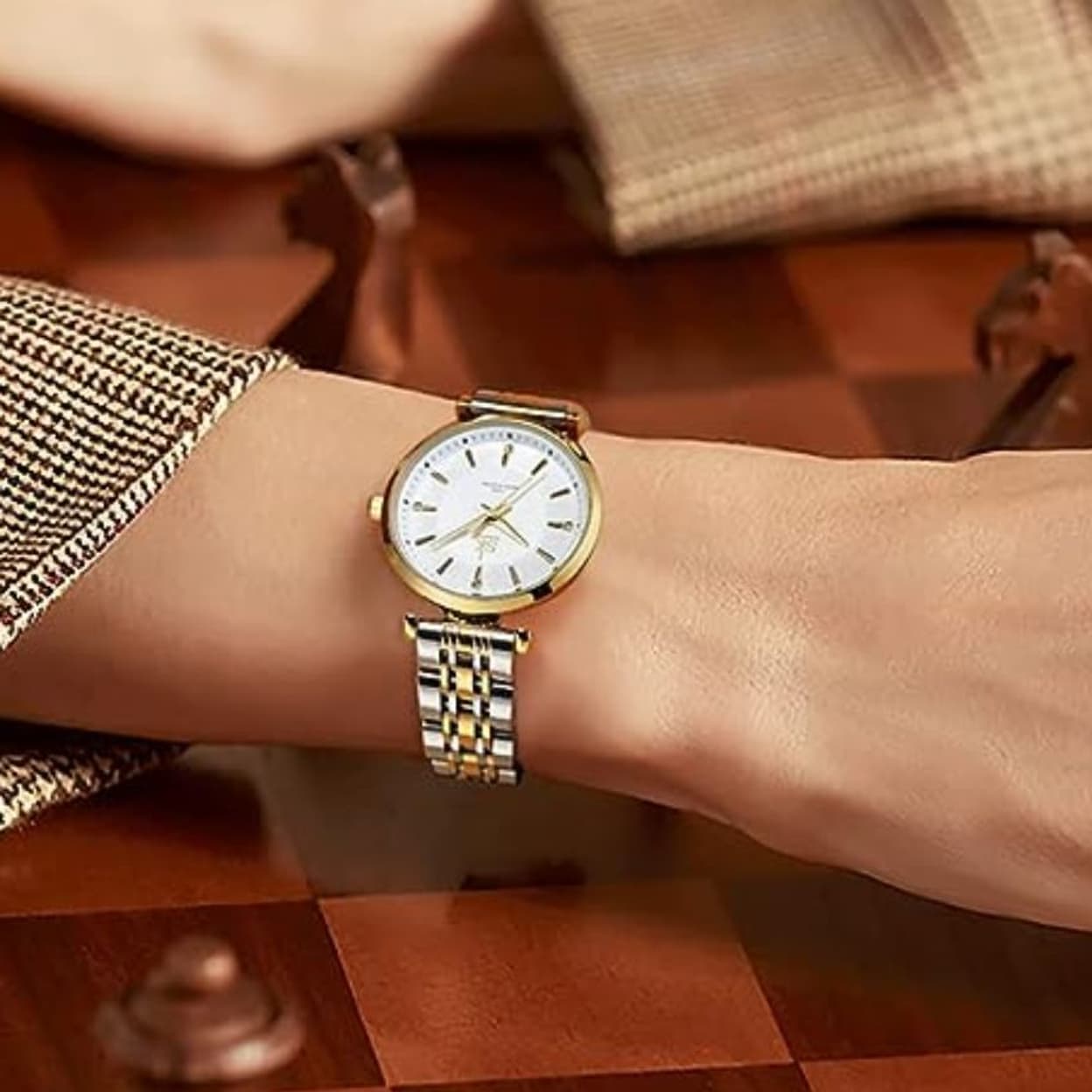 Montre Femme SHENGKE SK Ultra Fine Minimaliste - Bracelet Cuir Souple, Mouvement Quartz Japonais Précis