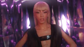 Bilal Hassani dans le clip de "Fais le vide"