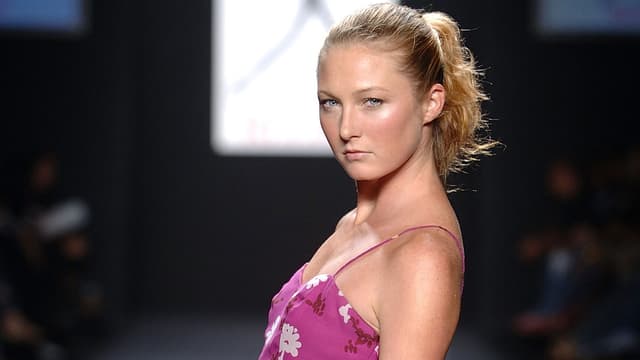 La mannequin Maggie Rizer a cité ouvertement la politique de Trump comme cause de son départ.