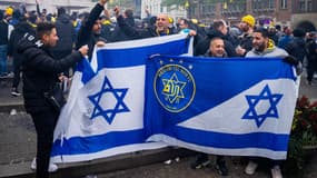 Des supporters du Maccabi Tel-Aviv à Amsterdam, le 7 novembre 2024
