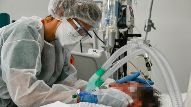 covid 19 321 morts a l hopital en 24h en france le nombre d hospitalisations stable