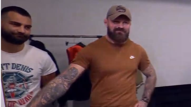 Benoît Saint-Denis est présent dans la loge de Greg MMA au DTR Fight, 7 décembre 2024
