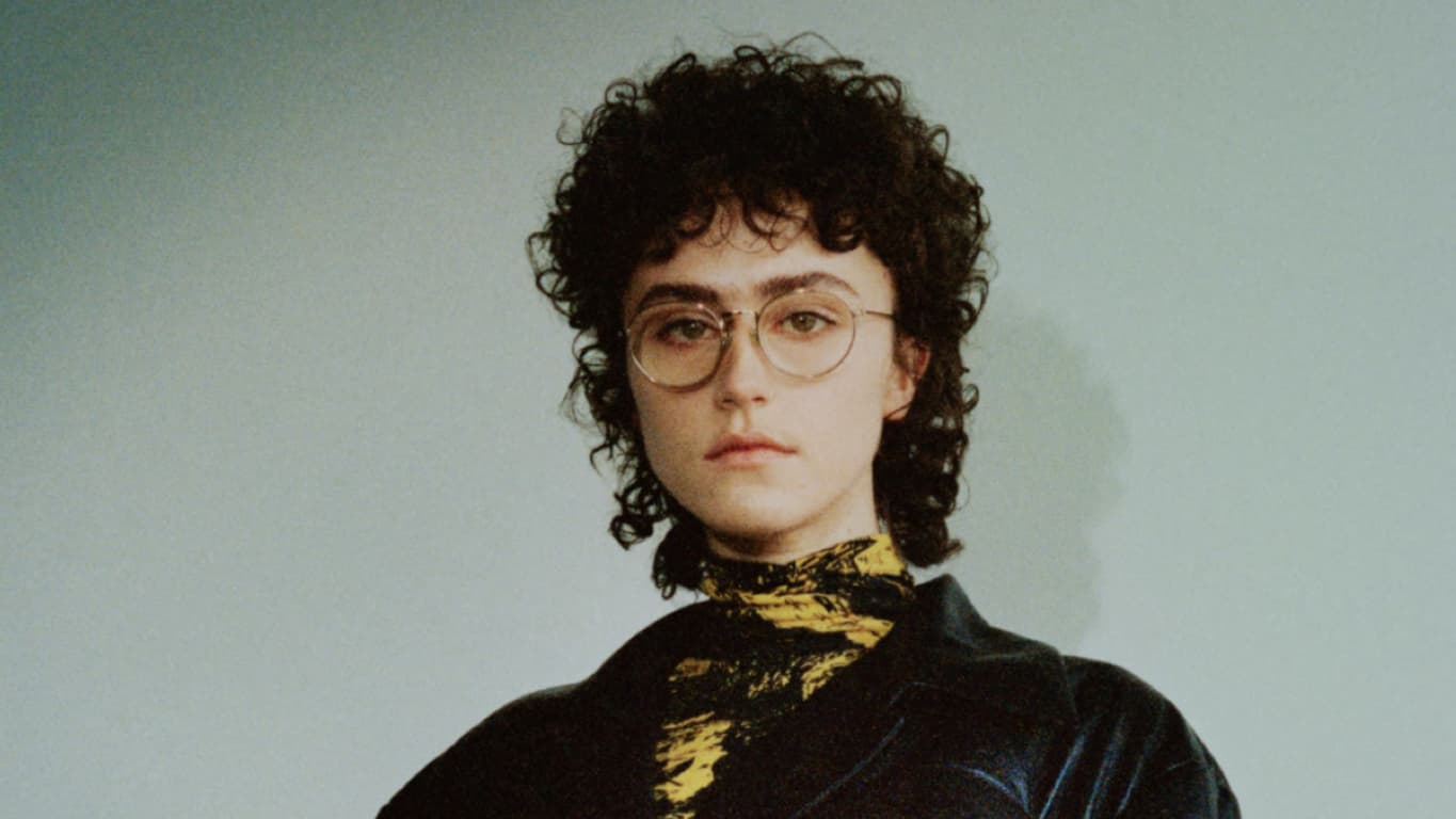 Ella Emhoff lors d'un shooting pour la collection hiver 2021 de Proenza Schouler