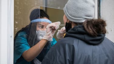 Test de dépistage du coronavirus - Image d'illustration