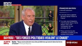 "La stabilité est une chose essentielle, je me bats pour ça", affirme François Bayrou