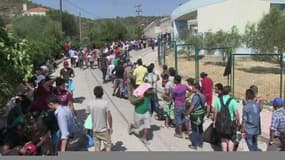 Situation tendue sur l'île grecque de Lesbos qui fait face à un afflux de migrants