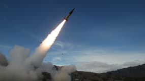 Des missiles longue portée américain ATACMS, lors d'un exercice à White Sands au Nouveau Mexique le 14 décembre 2021