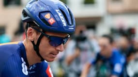 Romain Bardet lors du Giro 2025, son avant-dernière course en carrière