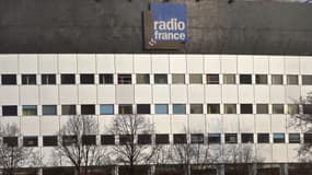 Le bâtiment de la maison de la radio, qui regroupe les radios publiques de Radio France.