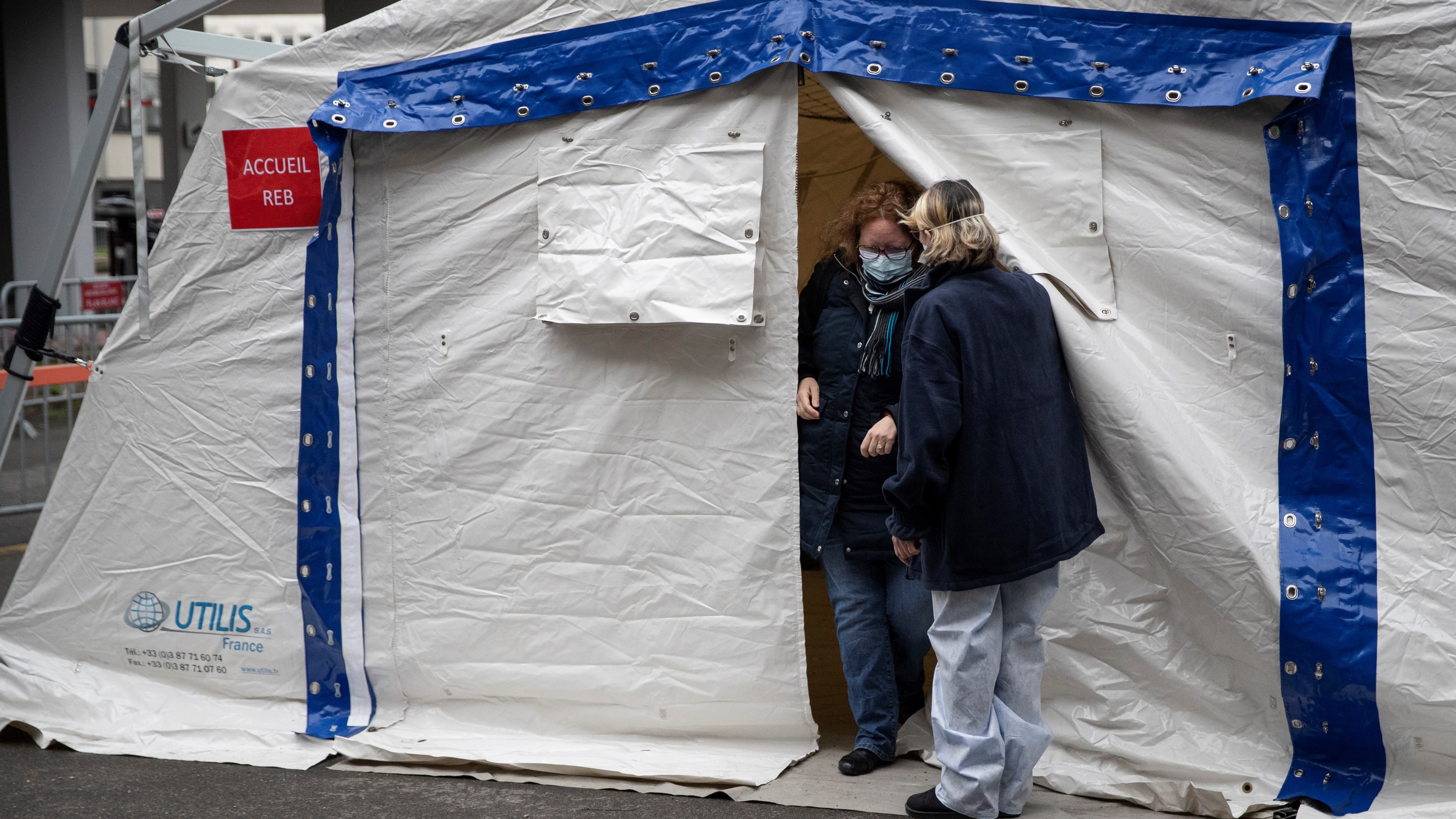 Tente pour accueillir les malades potentiels du Covid-19 à Créteil, le 6 mars 2020