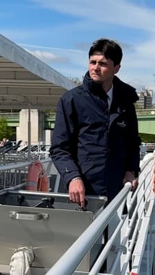  TANGUY de BFM - À 20 ans, il est le plus jeune capitaine d'un navire de croisière, en France