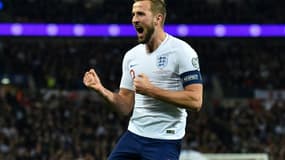 La joie de l'attaquant anglais Harry Kane, après avoir marqué contre le Monténégro, lors des qualifications pour l'Euro 2020, le 14 novembre 2019 au stade de Wembley à Londres