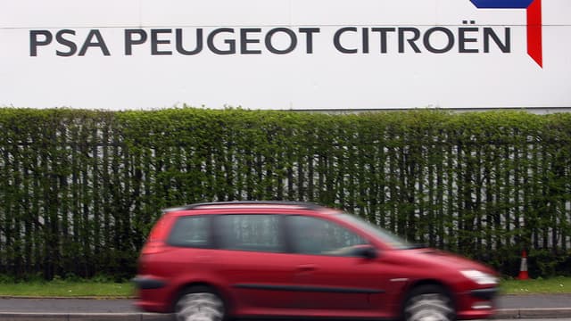Les ventes de PSA Peugeot Citroën ont baissé en 2012, mais elles devraient repartir à la hausse en 2013 malgré de mauvais chiffres sur le marché européen.