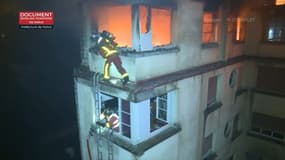 Incendie à Paris: ces images des sapeurs-pompiers témoignent de la violence des flammes