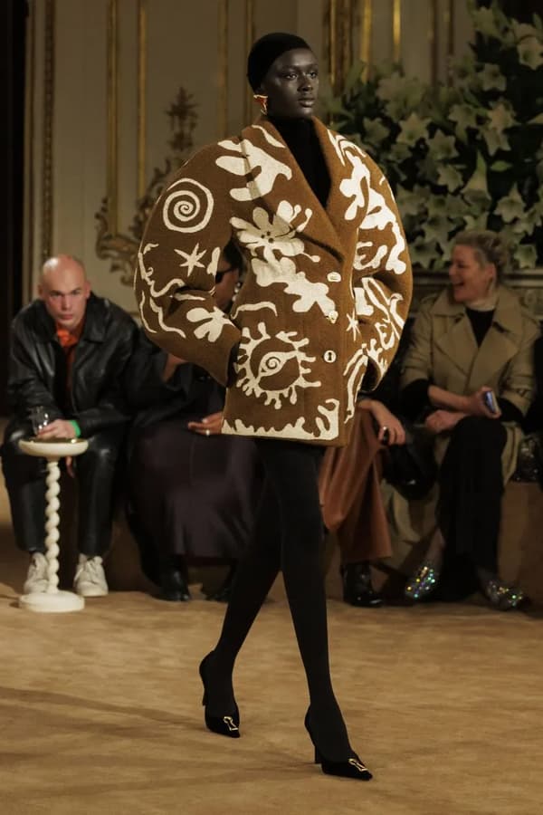 Schiaparelli, défilé du 2 mars 2023 à la Fashion Week de Paris