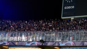 Des supporters du PSG face au Barça le 16/04/2024