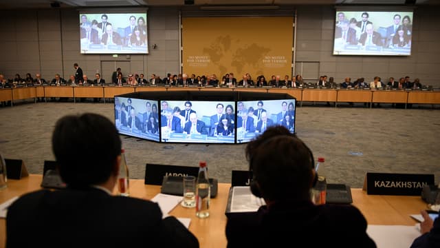 Lors de la conférence "No Money for Terror", à Paris, le 26 avril.
