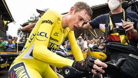 Jonas Vingegaard à l'arrivée de la 16e étape du Tour de France 2023, le 18 juillet 2023
