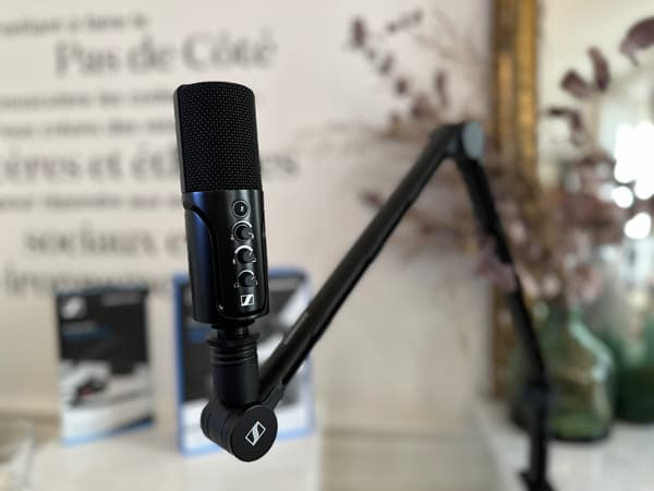Le Profile USB Microphone de Sennheiser mise sur des boutons faciles d'accès et d'utilisation
