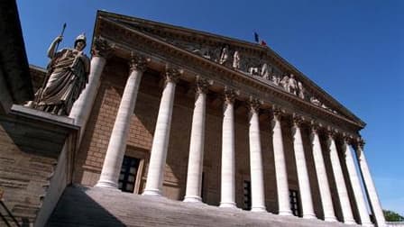 Le deuxième plan d'aide à la Grèce et les mesures d'austérité annoncées le 24 août par François Fillon marqueront mardi la rentrée parlementaire. /Photo d'archives/REUTERS